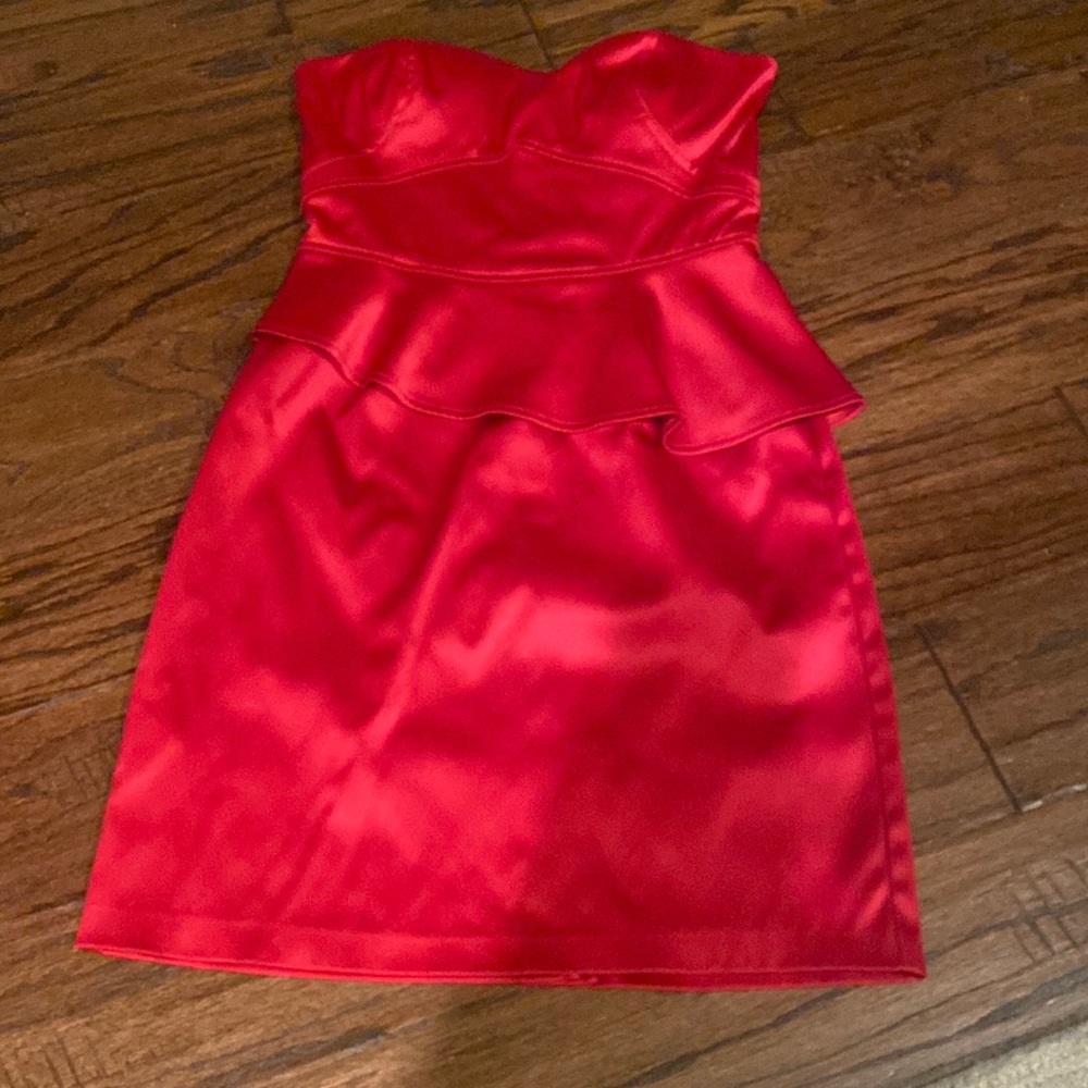 Beautiful Max and Cleo strapless dress